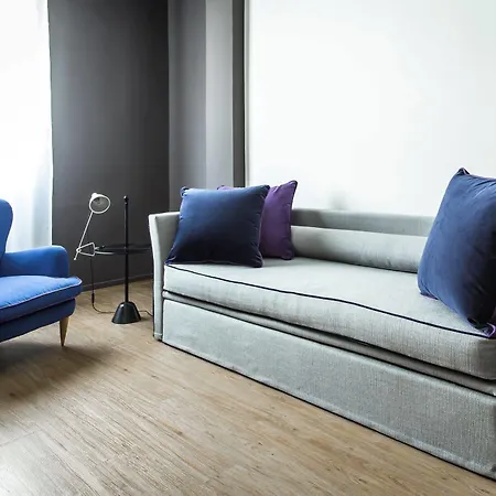 Washington Apartment