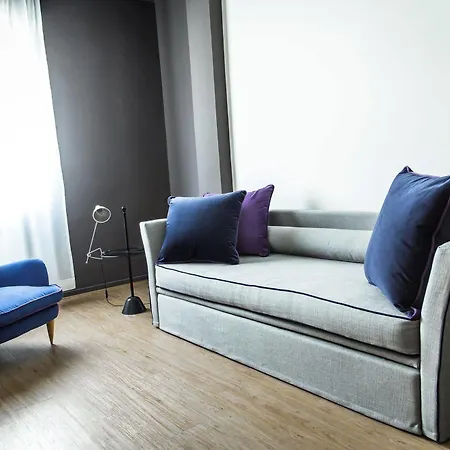 Washington Apartment